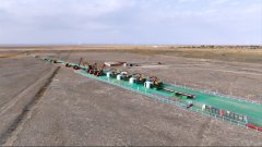 <strong>我国最大煤制天然气外输管道干线工程开</strong>